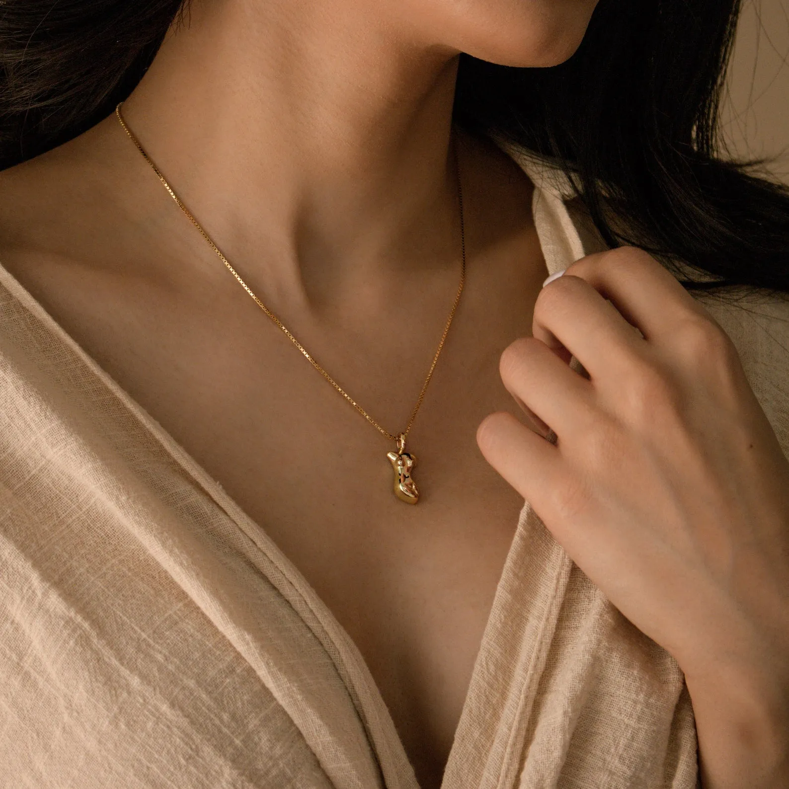 Kinn Body Necklace