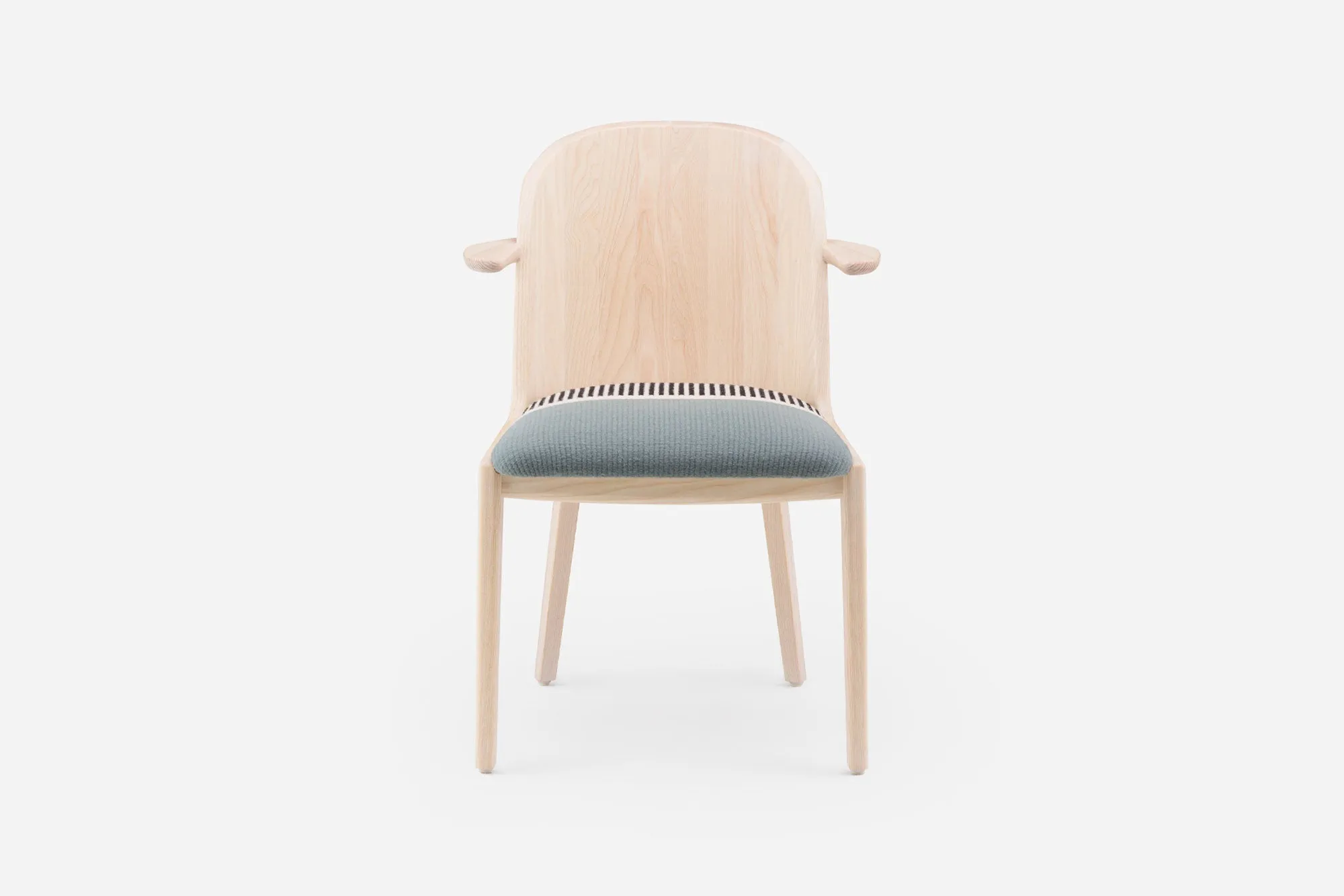 TWENTY-FIVE DINING ARMCHAIR WITH MANTA GIL UPHOLSTERY